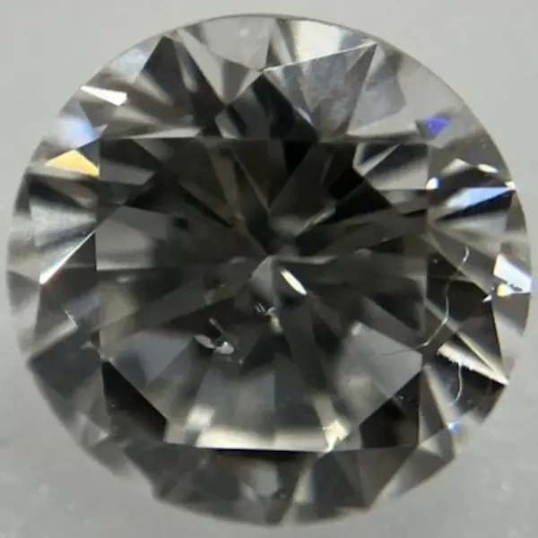 ダイヤ　0.65ct