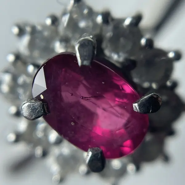 ルビー　0.69ct