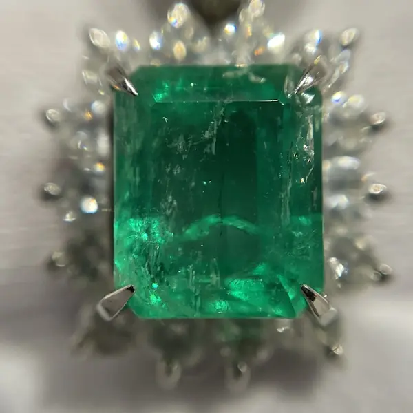 エメラルド　2.5ct