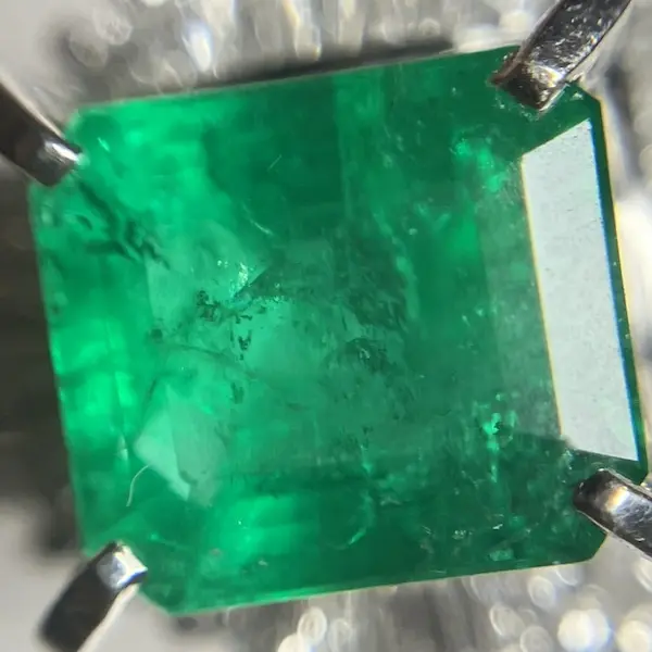 エメラルド　1.41ct