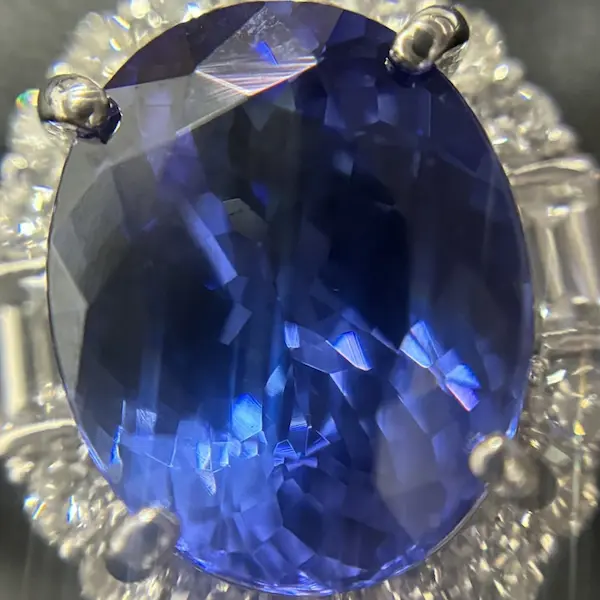 タンザナイト　3.2ct