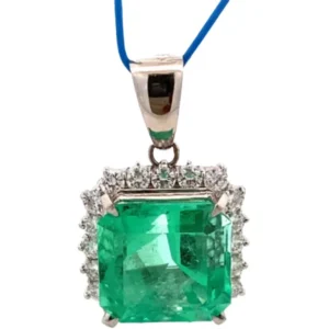 Pt･Pm900 コロンビア産エメラルド・ダイヤモンド ネックレスペンダントトップ 27.8・2.75ct