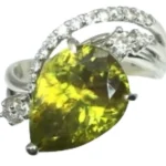 Pt･Pm900 スフェーン・ダイヤモンド リング 7.23 ct 0.4 ct