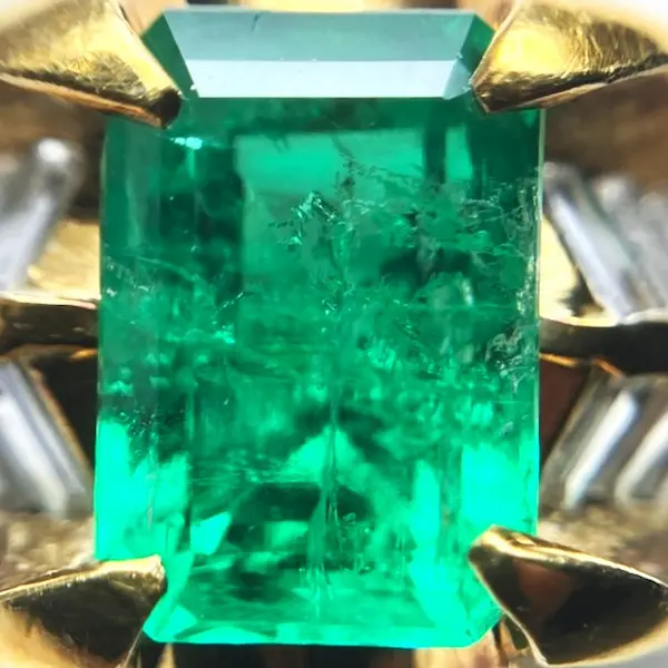 エメラルド　1.595ct