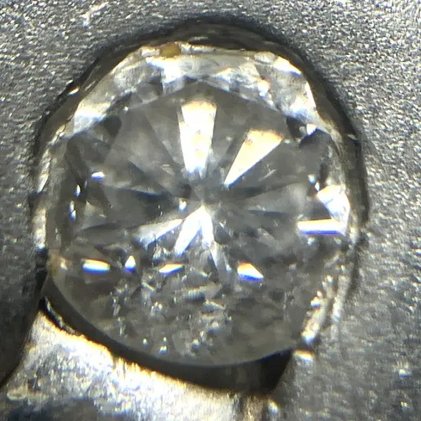 ダイヤ　0.11ct