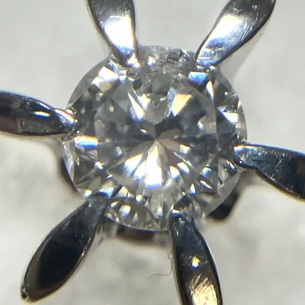 ダイヤ　0.17ct