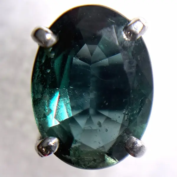アレキサンドライト　0.77ct