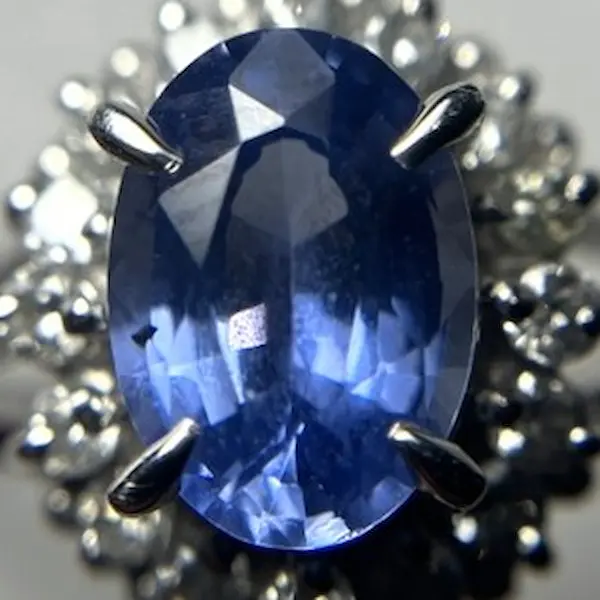 サファイア　1.04ct