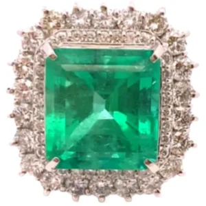 Pt･Pm900 コロンビア産エメラルド・ダイヤモンド リング 11.9・D2.69ct
