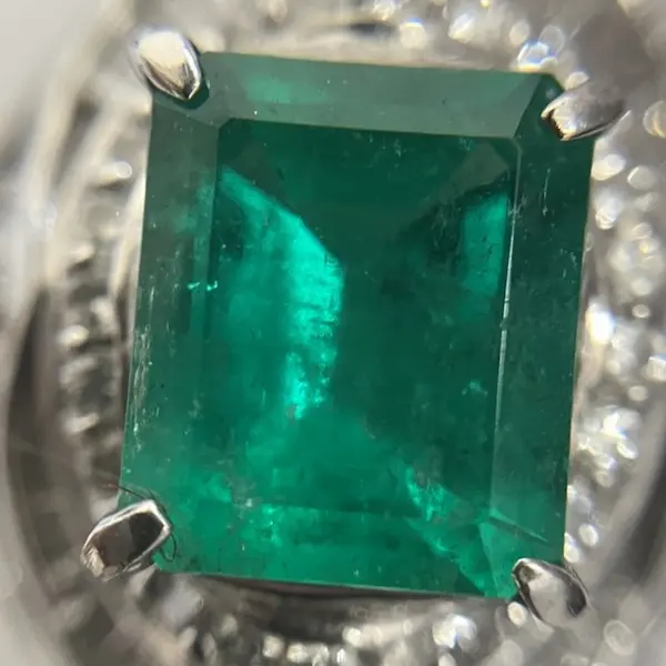 エメラルド　2.01ct