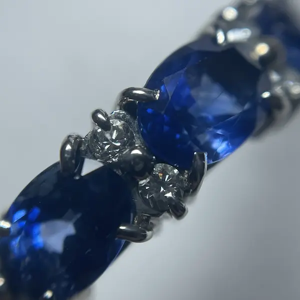 サファイア　2.47ct