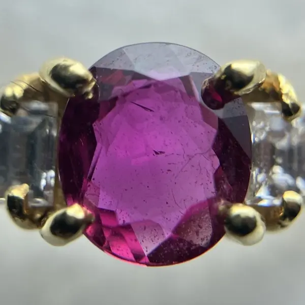ルビー　0.51ct