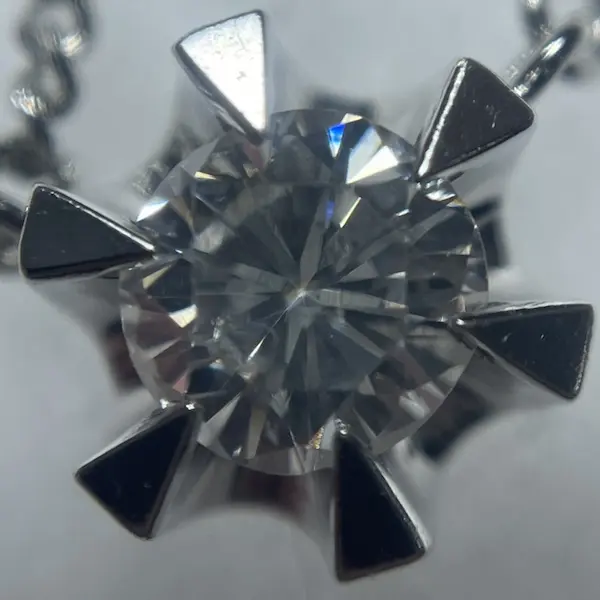 ダイヤ　0.64ct