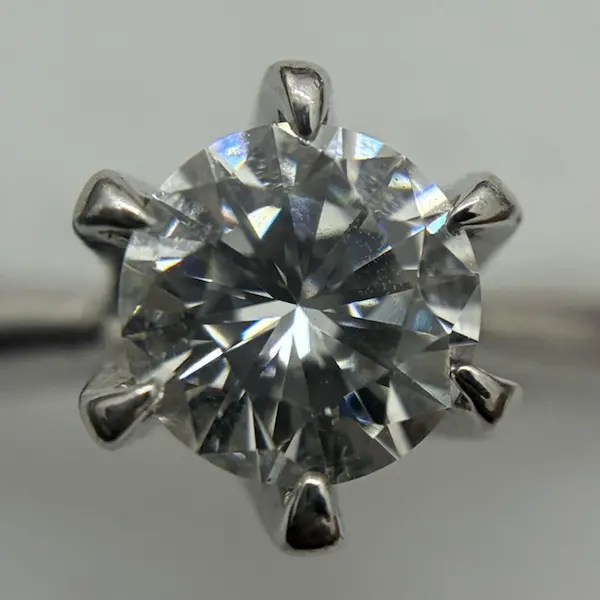 ダイヤ　0.296ct