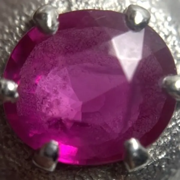 ルビー　1.1ct