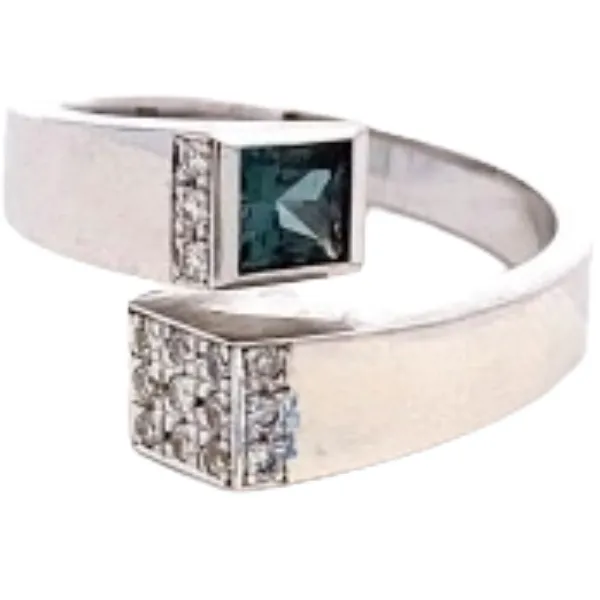 K18WG アレキサンドライト・ダイヤモンド リング A0.326 ct 0.1 ct