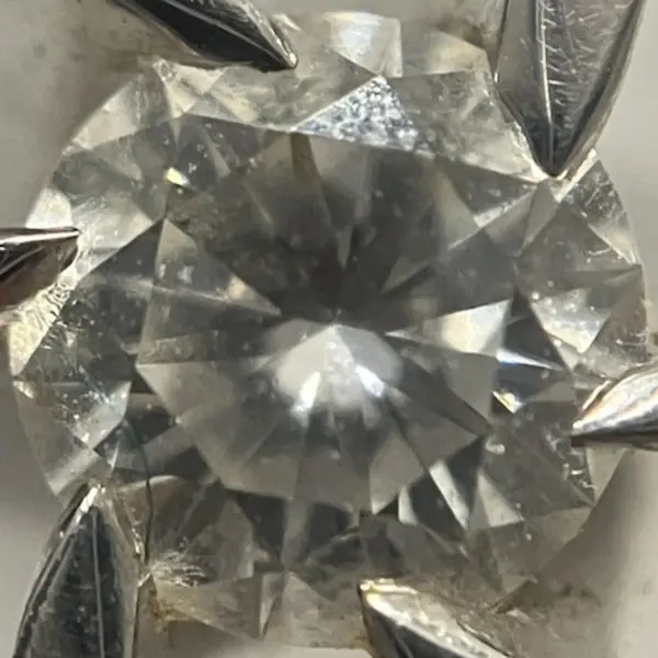 ダイヤ　0.28ct