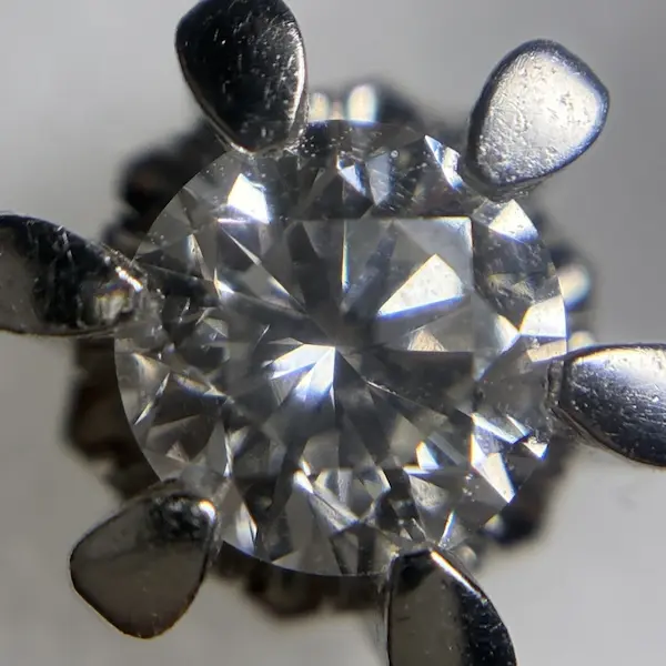 ダイヤ　0.4ct