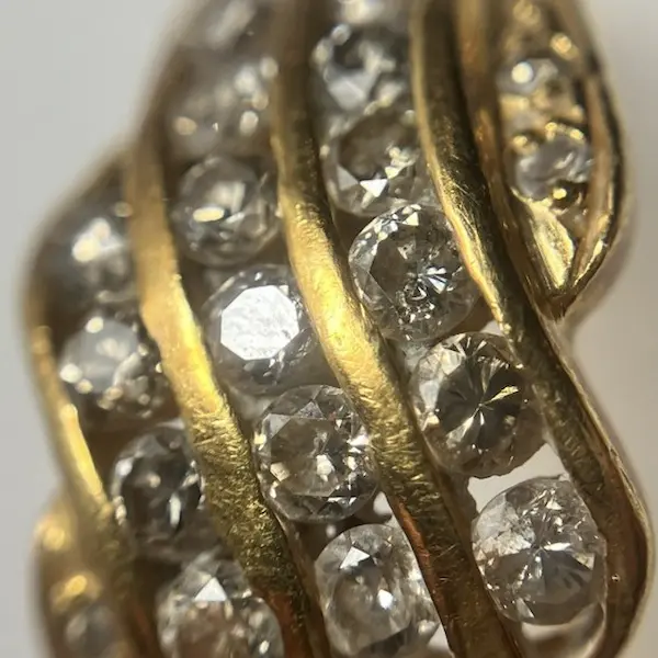 ダイヤ　0.68ct