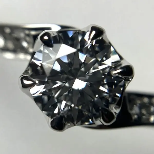 ダイヤ　0.314ct