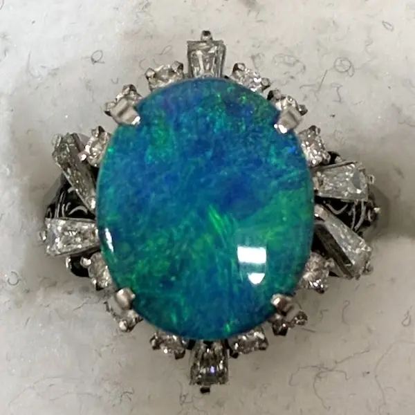 オパール　4.35ct