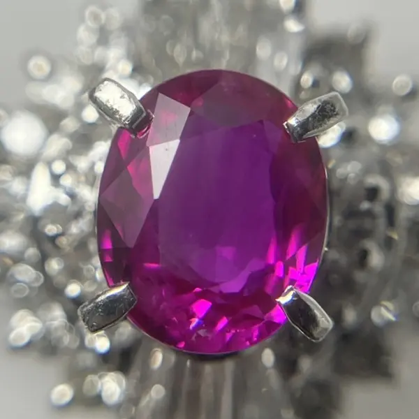 ルビー　0.57ct