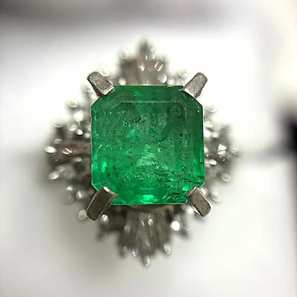 エメラルド　1.86ct