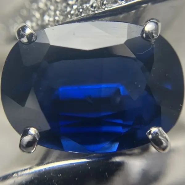 サファイア　3.98ct