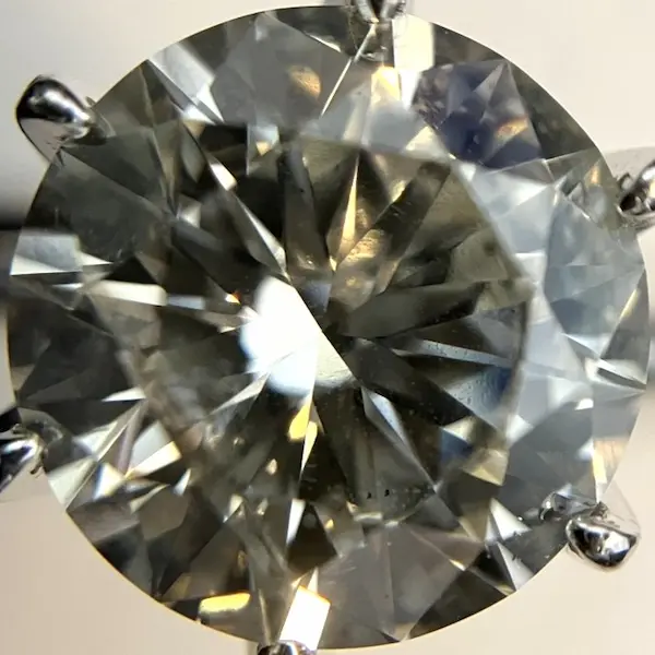 ダイヤ　3.012ct