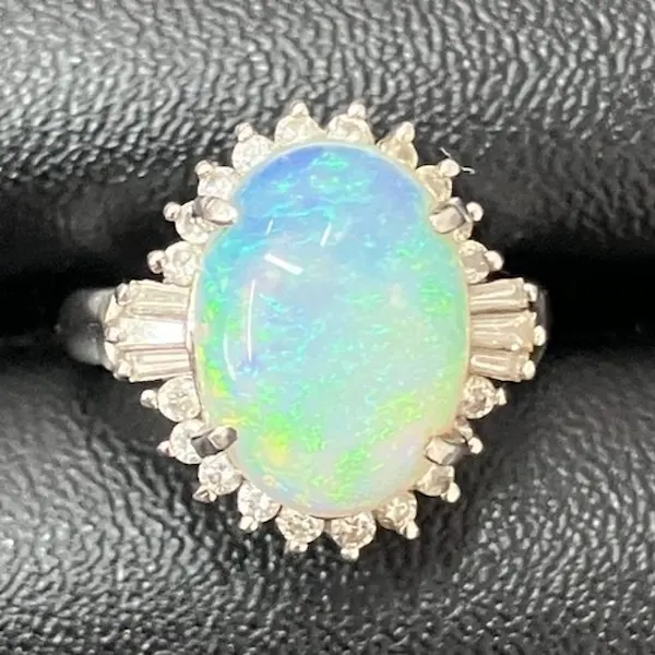 オパール　2.81ct