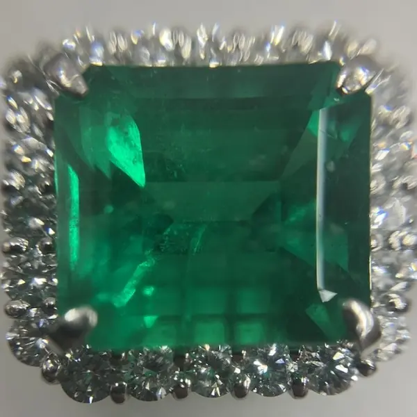エメラルド　5.38ct