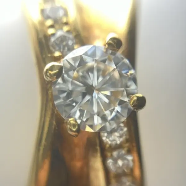 ダイヤ　0.41ct 