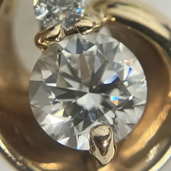 ダイヤ　0.28ct