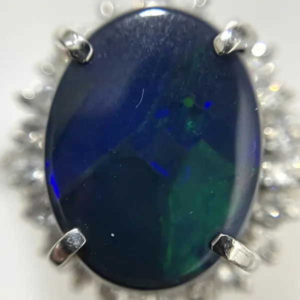 ブラックオパール　3.32ct