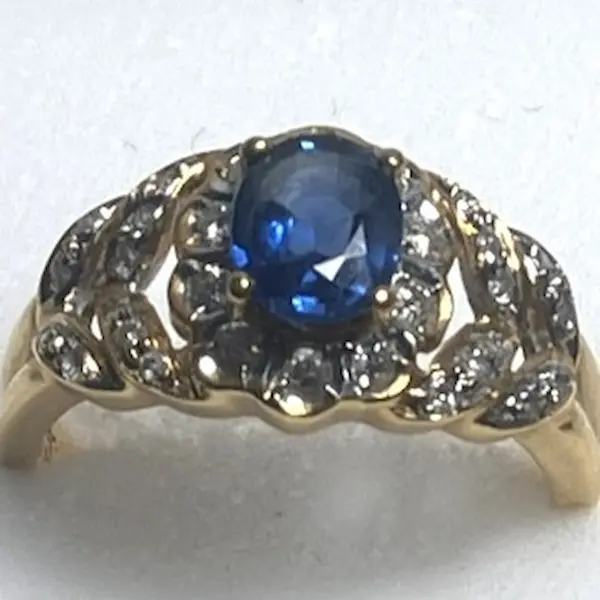 サファイア　0.72ct
