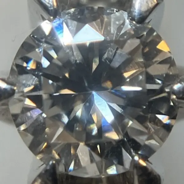 ダイヤ　0.27ct