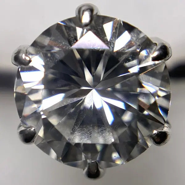 ダイヤ　0.92ct