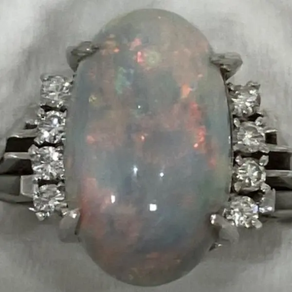 オパール　3.21ct