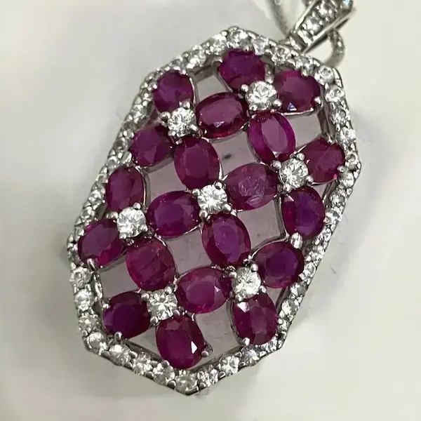 ルビー　7.41ct