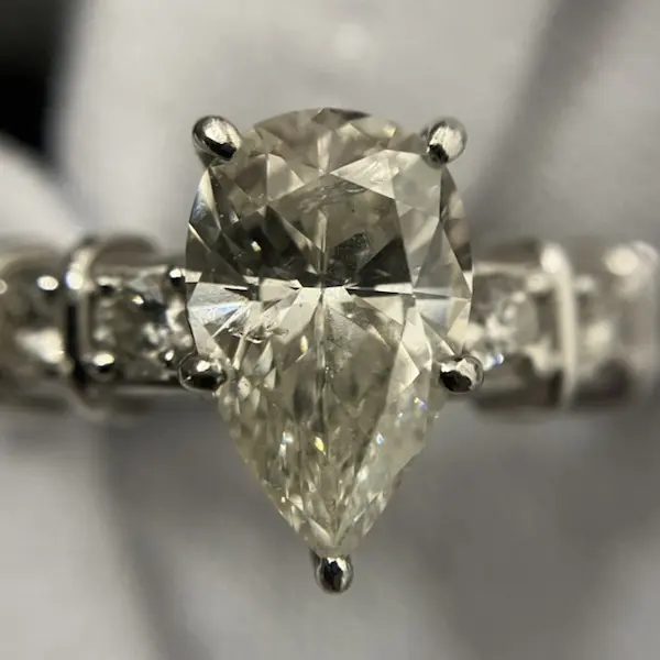 ダイヤ　2.002ct