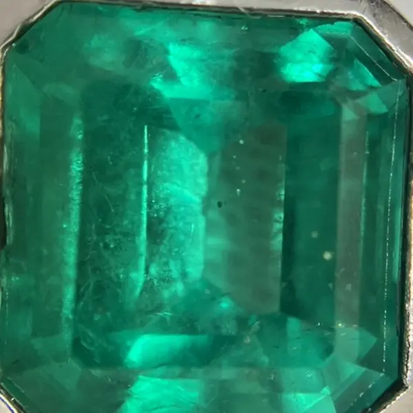 エメラルド　2.82ct