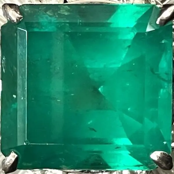 エメラルド　11.6ct