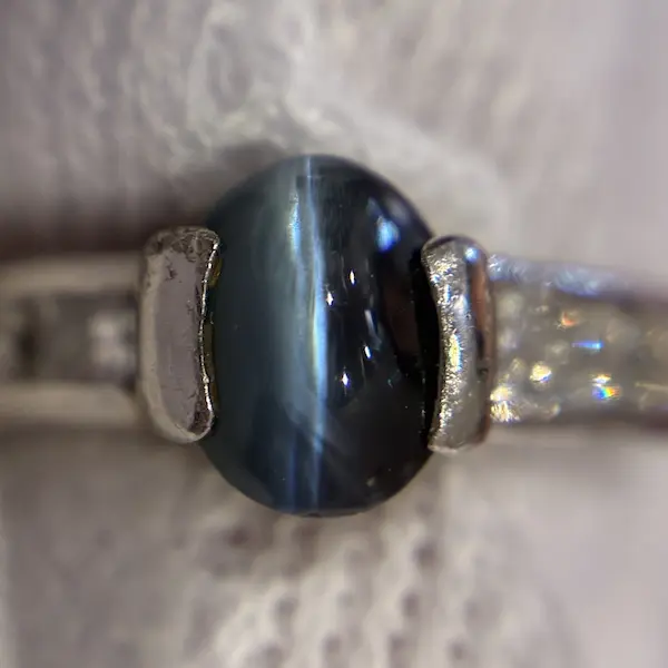アレキサンドライトキャッツアイ　1.26ct