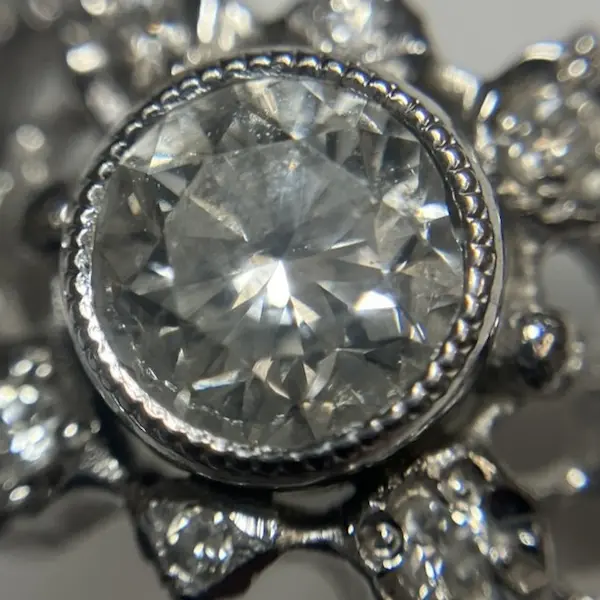 ダイヤ　1.027ct