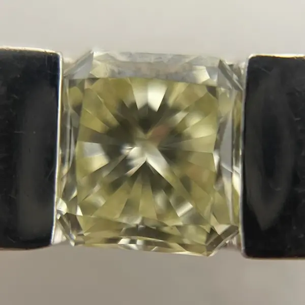 ダイヤ　1.02ct