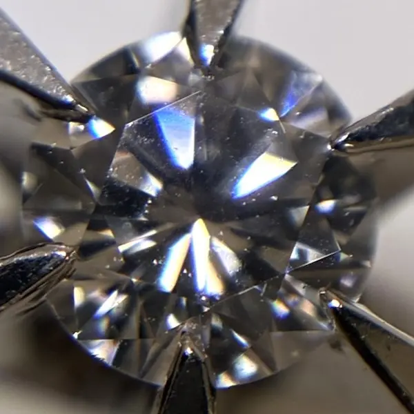 ダイヤ　0.374ct