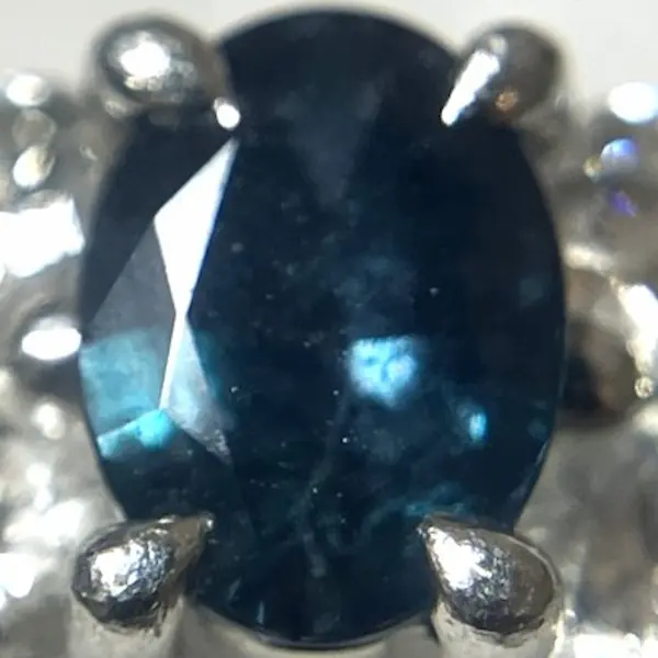 サファイア　0.34ct