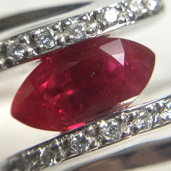 ルビー　1.04ct