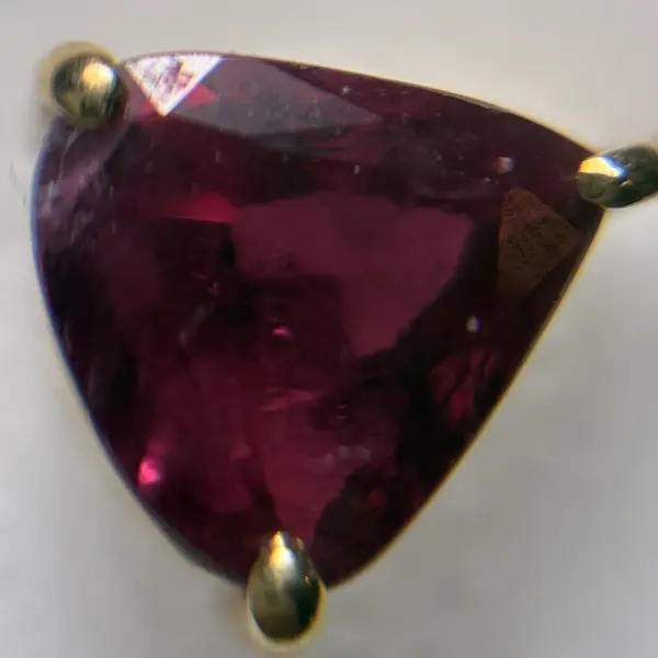ルビー　1.07ct