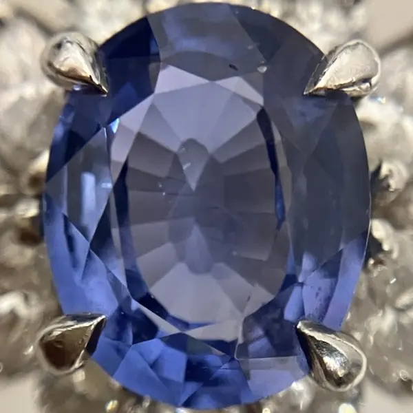 サファイア　1.59ct